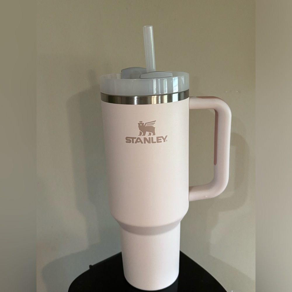 Stanley Rose Quartz 40oz Quencher